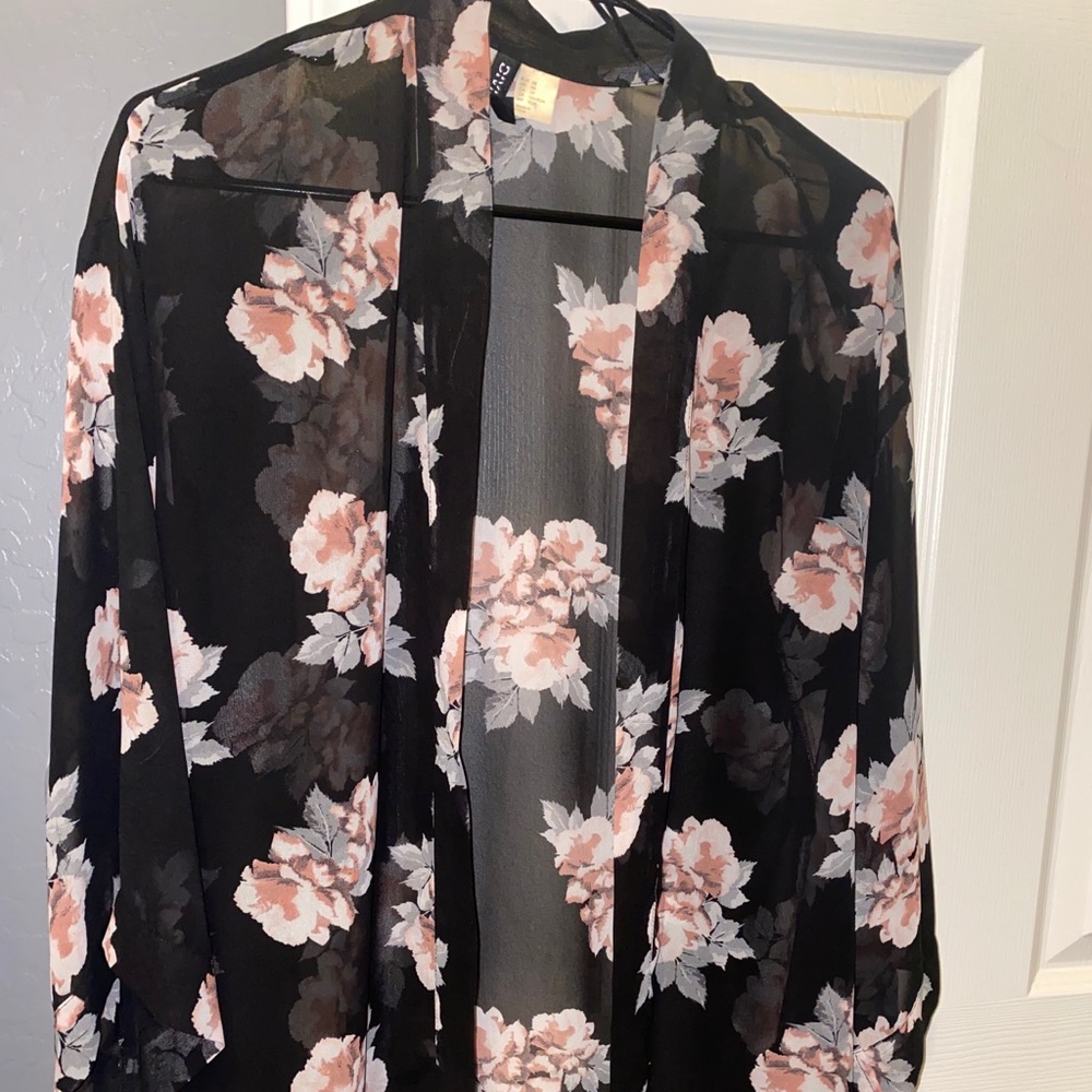Floral black Kimono